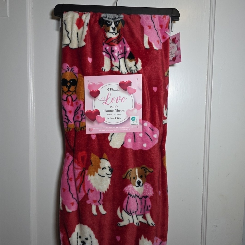 Love Valentine Dogs Plush Flannel Throw‎ Blanket  50" x 60"